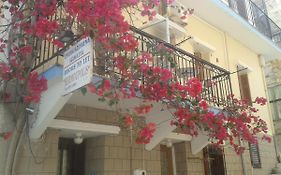 Hermoupoli Rooms